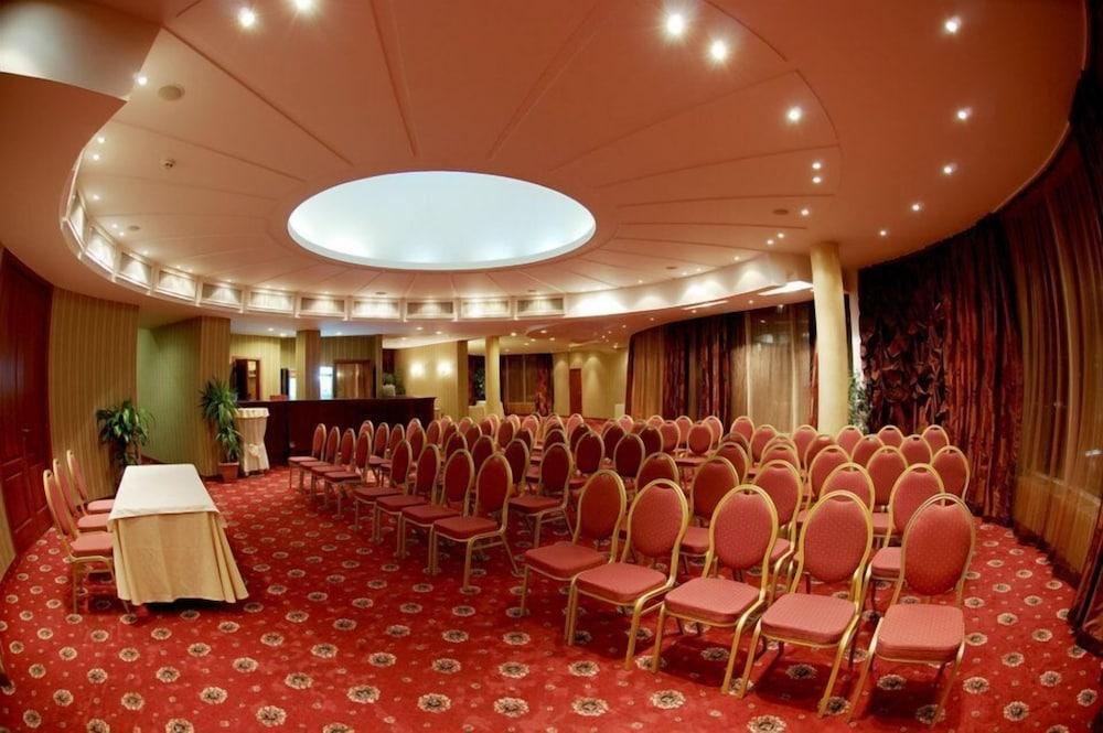Mirage Burgas