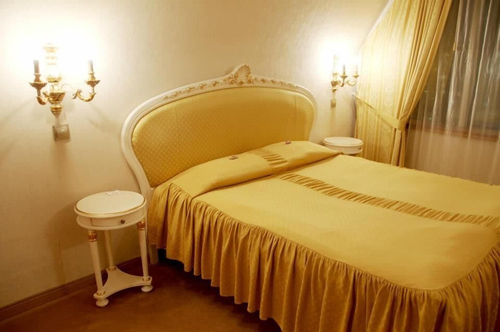 Hotel Mirage 4*
